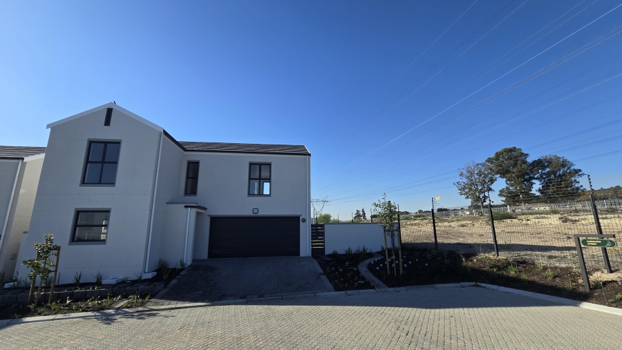 To Let 3 Bedroom Property for Rent in Haasendal Western Cape